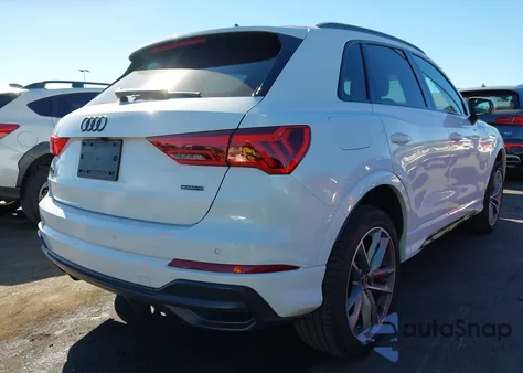 2021 Audi Q3 Premium 45 Tfsi S Line Quattro Tiptronic z USA, uszkodzony, nr VIN WA1DECF35M1137595